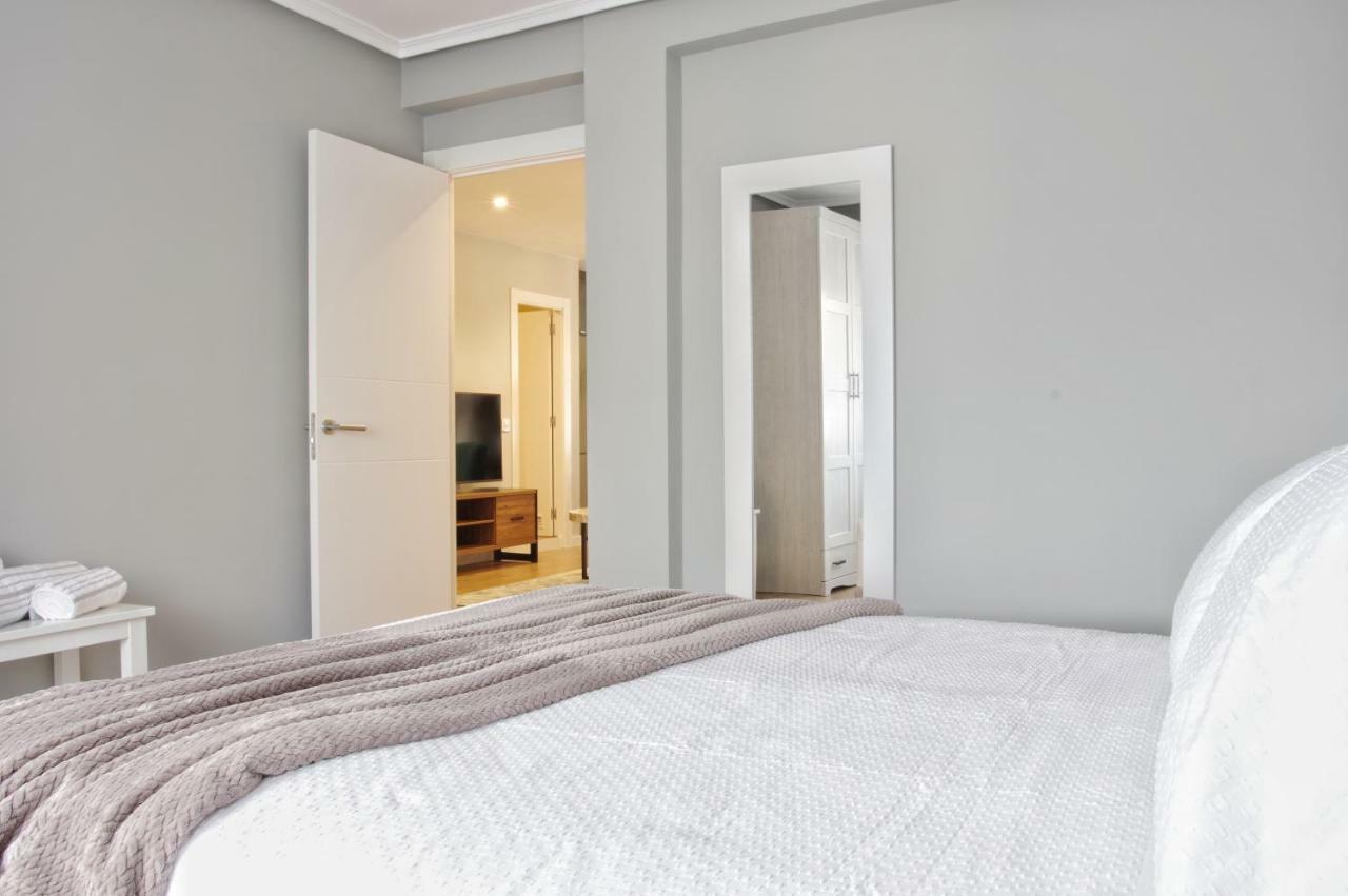 Apartamentos Bahia San Lorenzo Gijon Luaran gambar